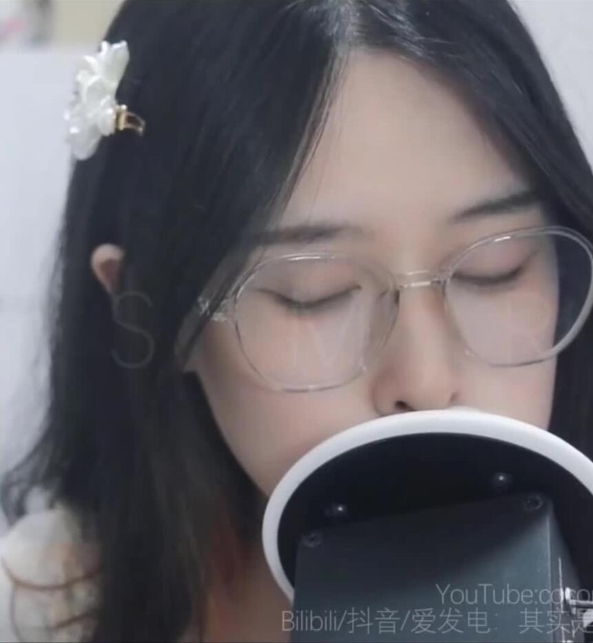 其实不是椰子啦 F 双耳 半脸+全脸